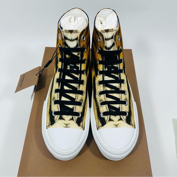 Burberry Jack 43/ US 10 High Top Sneaker in Tiger Print Orange Black NIB $720 - Picture 3 of 10